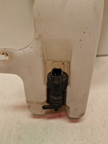 Ford Transit Courier Windscreen Washer Bottle ET7617B613 (9) - Image 3