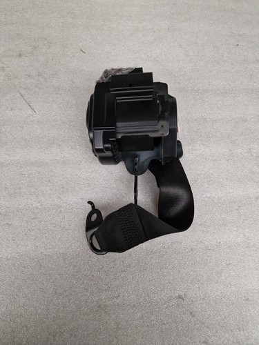 BMW 7-Series G12 (2018) Rear Left/ Right Side Seat Belt 7434181 (102) - Image 8