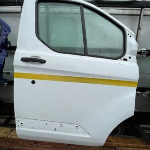 Ford Transit Custom 2013 2018 Front Door Right O/S BREAKING CUSFR11