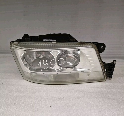 MAN TGX (2007-2013) RIGHT SIDE HEADLIGHT 81251016672 (196)