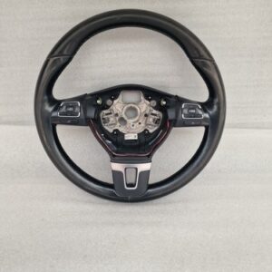 Volkswagen Passat (2011) Steering Wheel 3063749 (41) Scratches