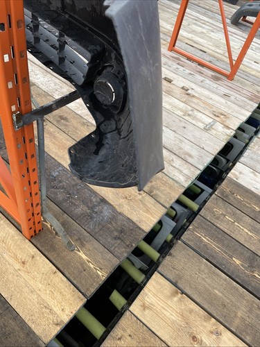 NISSAN NV200 2010 2019 BUMPER FRONT BLACK BROKEN BRACKET RIGHT SIDE - Image 14