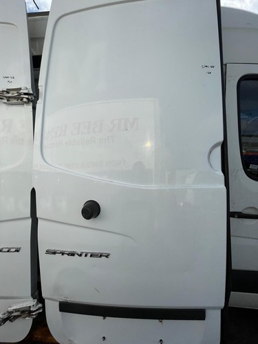Mercedes Sprinter W906 (2007-2018) Rear Door Left Side N/S BREAKING - Image 4