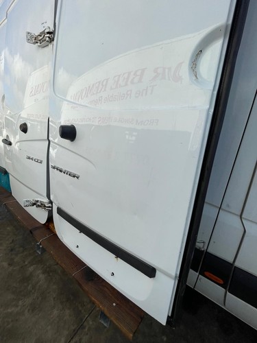 Mercedes Sprinter W906 (2007-2018) Rear Door Left Side N/S BREAKING - Image 10