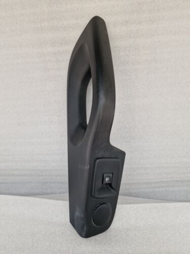Renault Trafic/Vauxhall Vivaro Front Left Side Window Switch 93456886 (10)