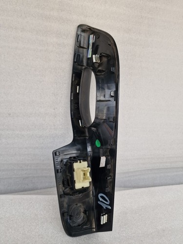 Renault Trafic/Vauxhall Vivaro Front Left Side Window Switch 93456886 (10) - Image 3