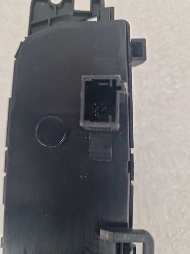 Vauxhall Vivaro/Dispatch/Partner Climate Control Panel 98340416 (9) - Image 12