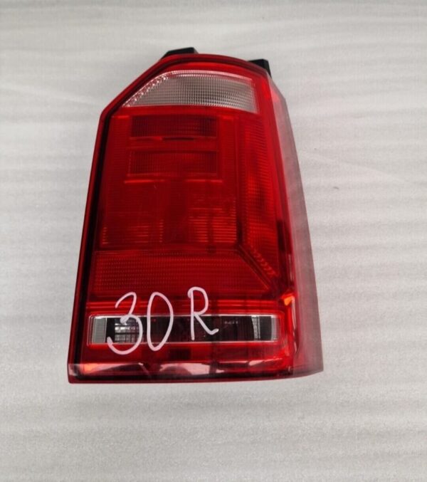 Volkswagen Transporter T6 Right Side Rear Light 7E0945096 (30) Scratches - Image 2