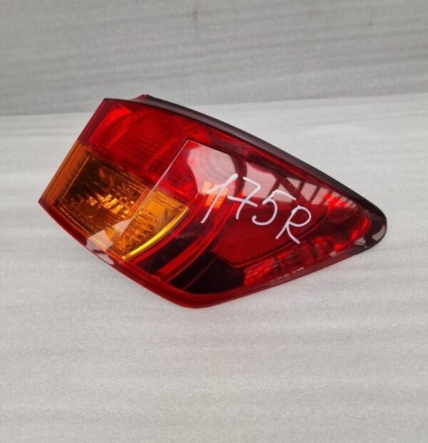 Lexus IS250 IS350  Right Side Rear Light (175) Scratches - Image 9