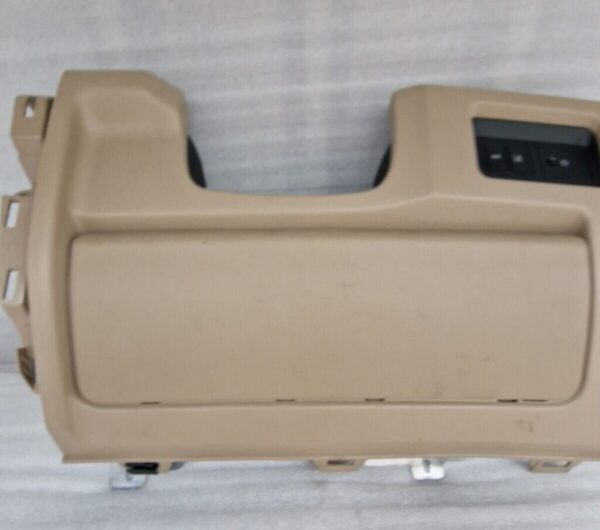 Land Rover Discovery (2017) Right Side Dashboard Knee Airbag (52) - Image 2