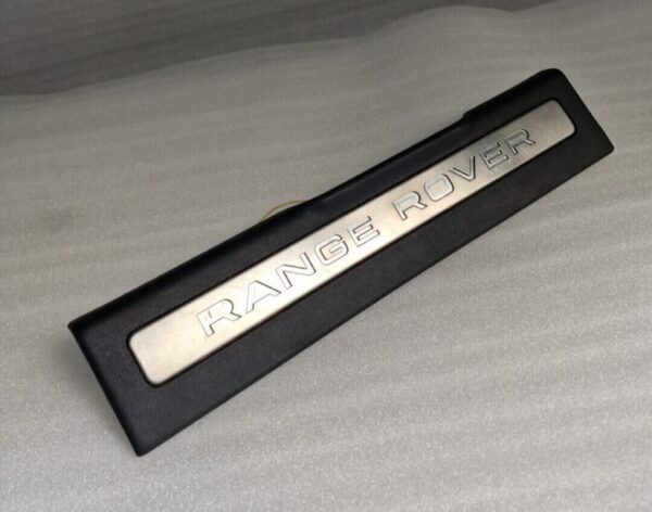 Range Rover Evoque Front Left  ILLUMINATED  Door Panel BJ3213201 (191) Scratches - Image 11