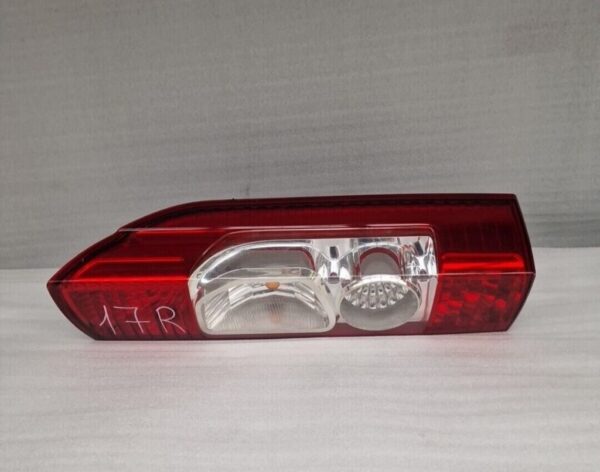 Peugeot Boxer/ Ducato 06-14 Right Side Rear Light 01366453080 (17) Scratches - Image 11