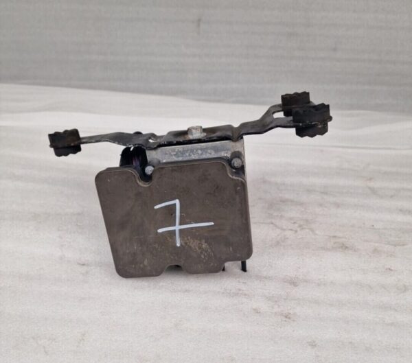 Land Rover Discovery ABS Pump 0265243729 (7) - Image 13
