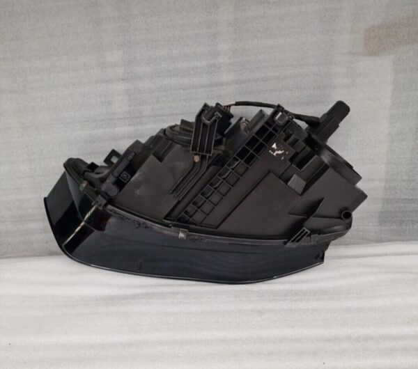 Audi A5 (2011) Right Side Headlight (76) - Image 19