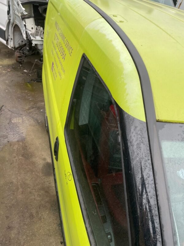 Fiat Doblo 13-On Front Door Right Side O/S With Mirror BREAKING - Image 5