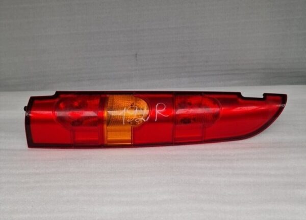 Renault Kangoo 03-09 Right Side Rear Light (192) Scratches - Image 4