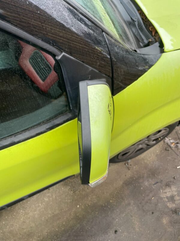 Fiat Doblo 13-On Front Door Right Side O/S With Mirror BREAKING - Image 10
