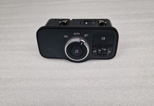 Mercedes Sprinter  Headlight Control Switch  Panel A9079053302 (11) - Image 12