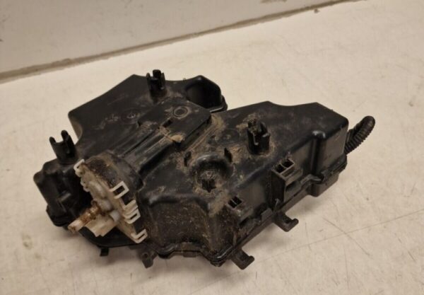 Peugeot Expert Fuel Additive Tank 9806830680 (36) - Image 8