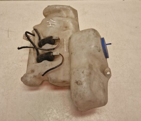 Mercedes Vito Viano Windscreen Washer Bottle 6388691220 (14) - Image 2