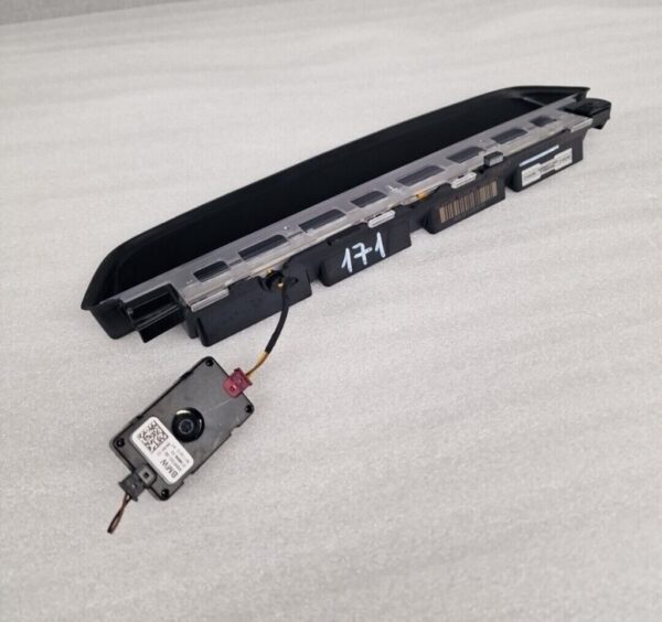 BMW 7 Series Third Center Stoplight 02456869901 (171) - Image 10