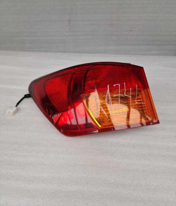 Lexus IS250 IS350 Left Side Rear Light (174) Scratches - Image 13