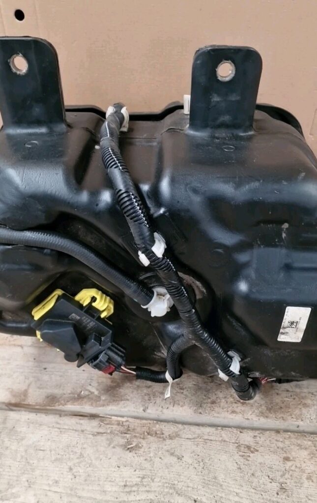 Ford Transit Custom Adblue Tank GK215J228AF (19) - Image 7