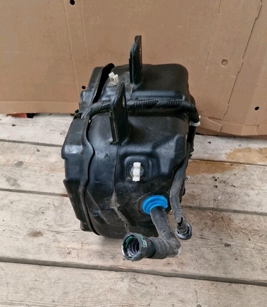 Ford Transit Custom Adblue Tank GK215J228AF (19) - Image 10