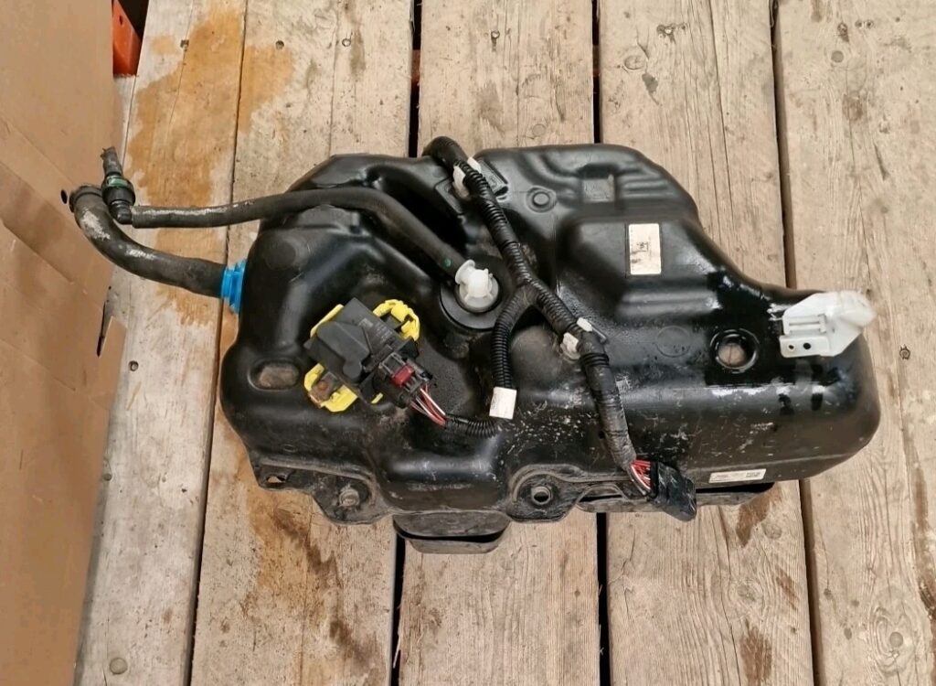 Ford Transit Custom Adblue Tank GK215J228AF (19) - Image 13