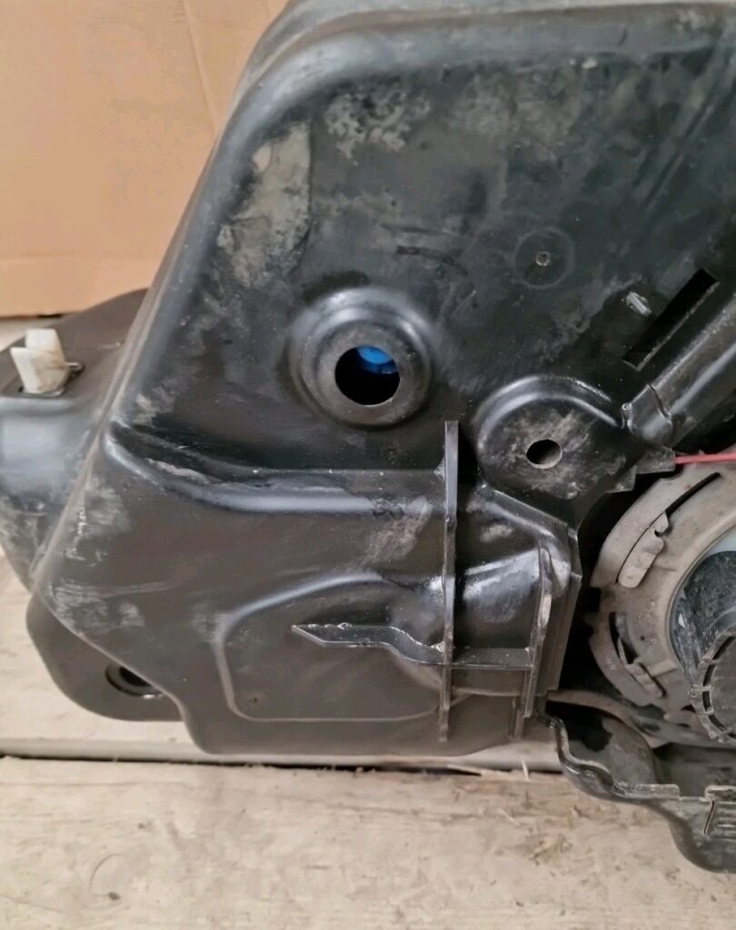 Ford Transit Custom Adblue Tank GK215J228AF (19) - Image 19