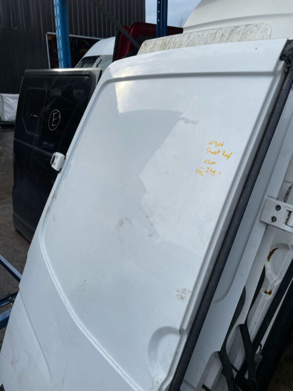 Mercedes Sprinter W906 (2007-2018) Short Roof Rear Door Left Side N/S BREAKING - Image 3