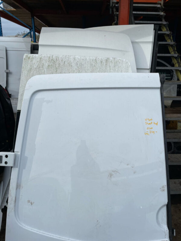 Mercedes Sprinter W906 (2007-2018) Short Roof Rear Door Left Side N/S BREAKING - Image 11