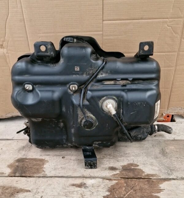VAUXHALL VIVARO/RENAULT TRAFIC ADBLUE TANK 172A27073R (31)