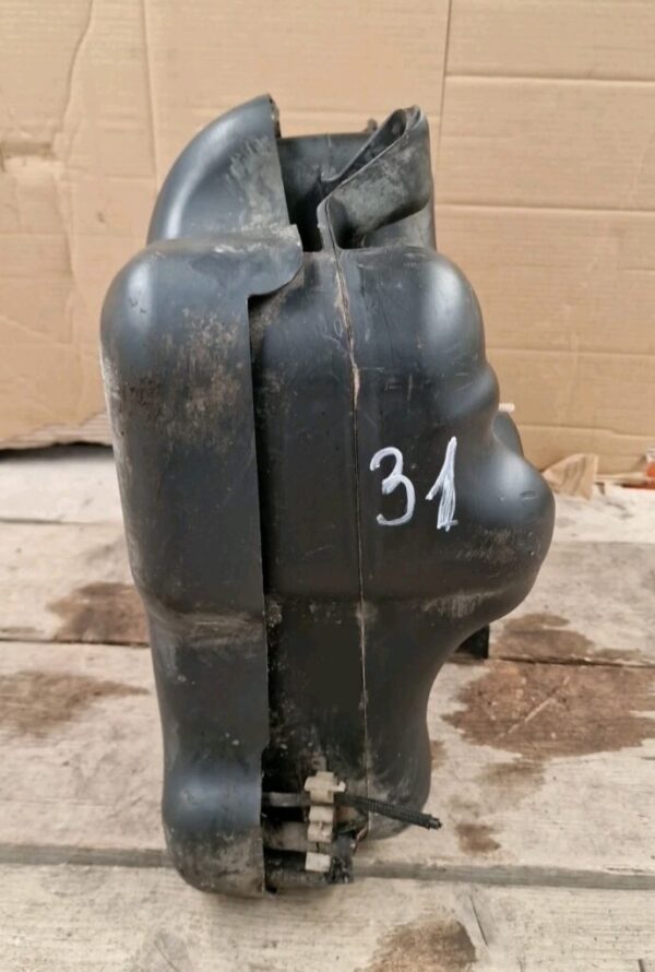 VAUXHALL VIVARO/RENAULT TRAFIC ADBLUE TANK 172A27073R (31) - Image 11