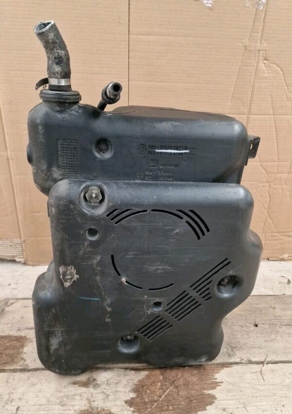 VAUXHALL VIVARO/RENAULT TRAFIC ADBLUE TANK 172A27073R (31) - Image 17