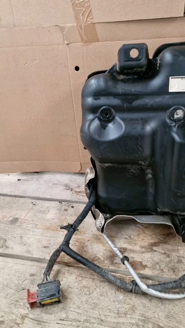 VAUXHALL MOVANO/RENAULT MASTER ADBLUE TANK 172A22038R (35) - Image 2