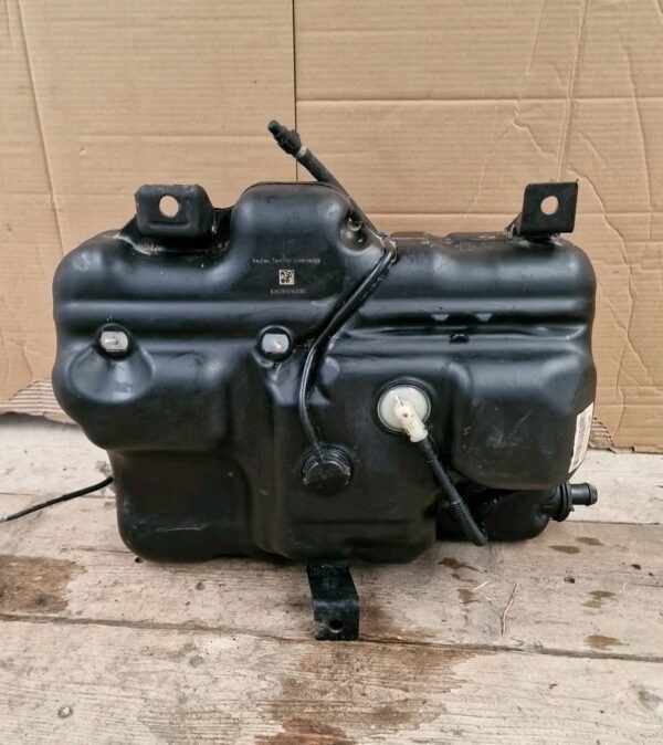 VAUXHALL VIVARO/RENAULT TRAFIC ADBLUE TANK 172A21178R (38)