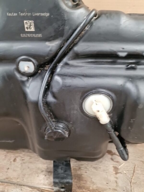 VAUXHALL VIVARO/RENAULT TRAFIC ADBLUE TANK 172A21178R (38) - Image 4