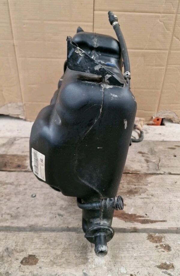 VAUXHALL VIVARO/RENAULT TRAFIC ADBLUE TANK 172A21178R (38) - Image 6