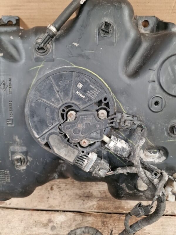 VAUXHALL VIVARO/RENAULT TRAFIC ADBLUE TANK 172A21178R (38) - Image 13