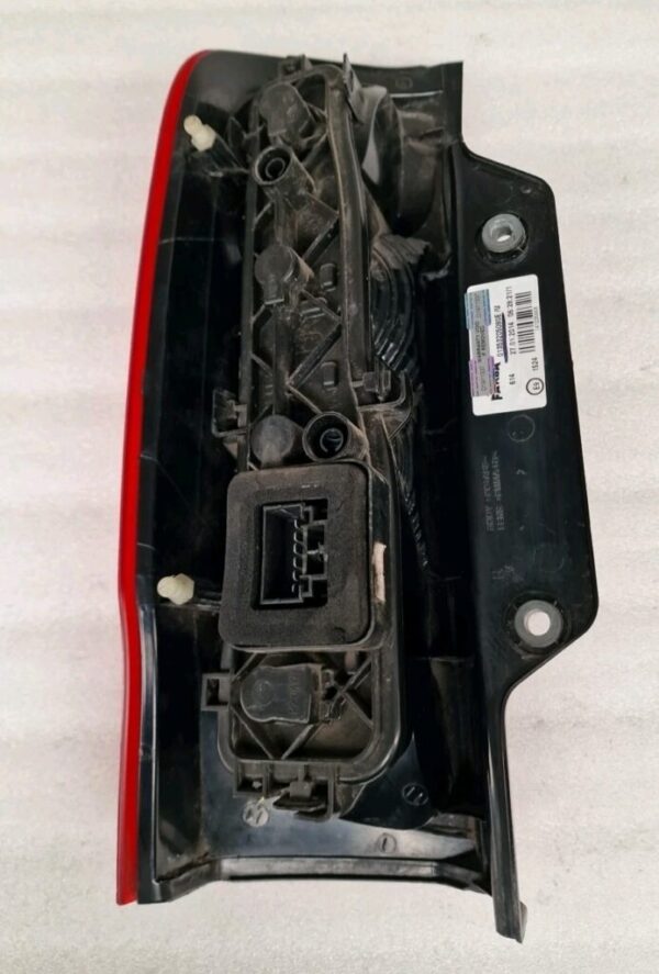 Peugeot Bipper/Nemo/Fiorino(2013) Right Side Rear Light 01353205080(5)Scratches - Image 11