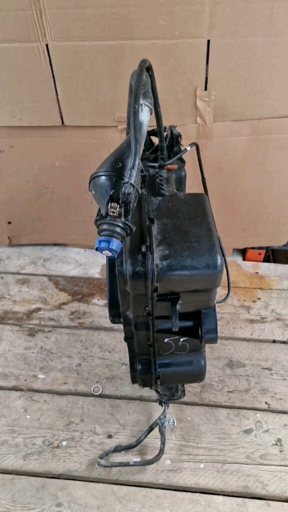 Peugeot Expert/Dispatch/Vivaro/ Proace ADBLUE TANK 4098016 (55) - Image 8