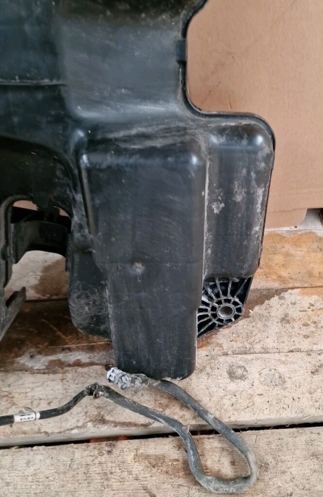 Peugeot Expert/Dispatch/Vivaro/ Proace ADBLUE TANK 4098016 (55) - Image 20