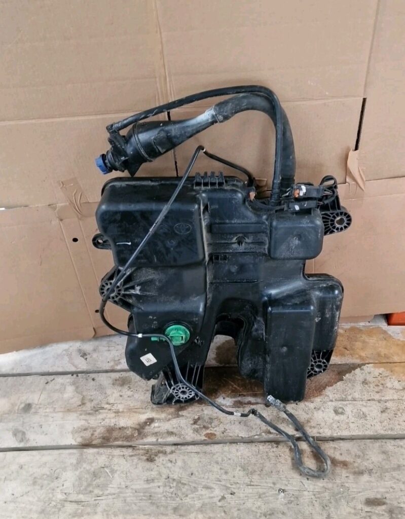 Peugeot Expert/Dispatch/Vivaro/ Proace ADBLUE TANK 4098016 (55) - Image 23