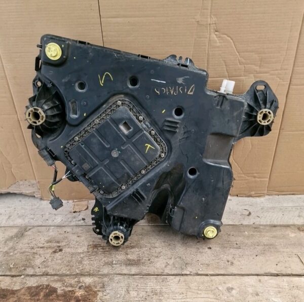 CITROEN DISPATCH (2016-2023) ADBLUE TANK P1001374 (63)