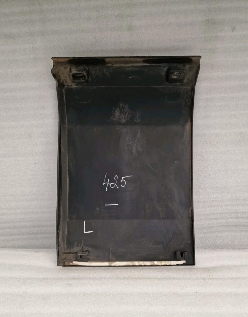 Iveco Daily Passenger Side Moulding Trim 5801821732 (425) - Image 4