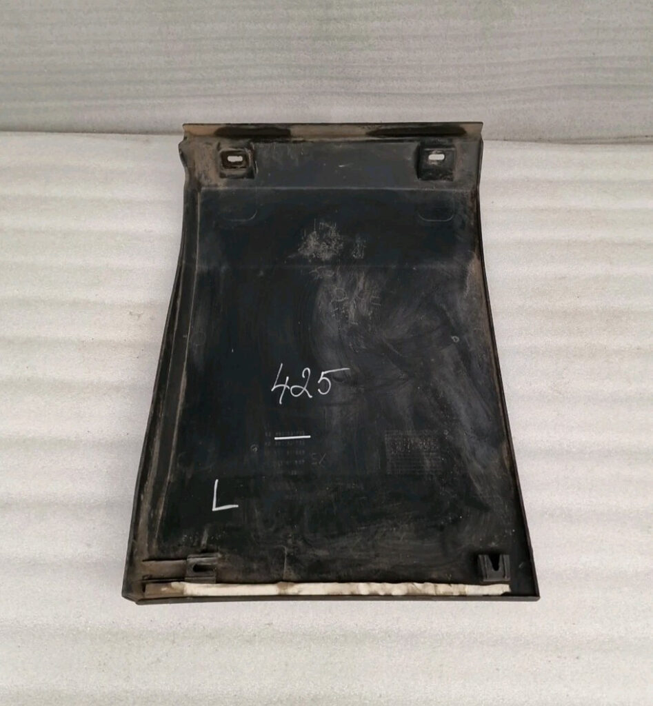 Iveco Daily Passenger Side Moulding Trim 5801821732 (425) - Image 7