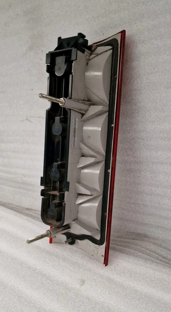 Ford Transit MK7 Right Side Rear Light  (16) Scratches - Image 8
