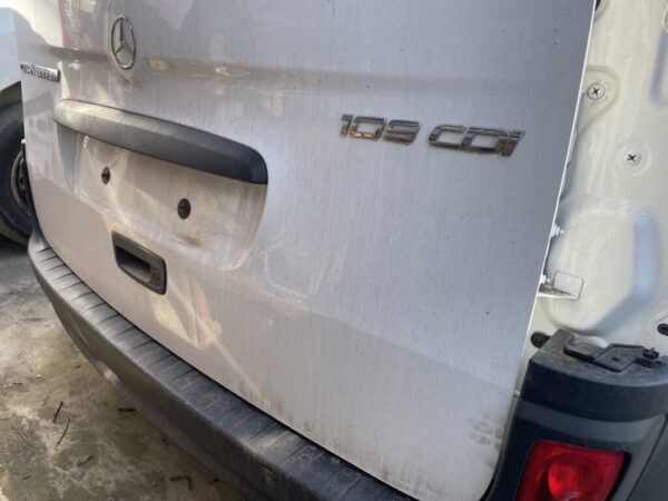 Mercedes Citan Tailgate Boot Lid In White With Glass Complete - Image 6