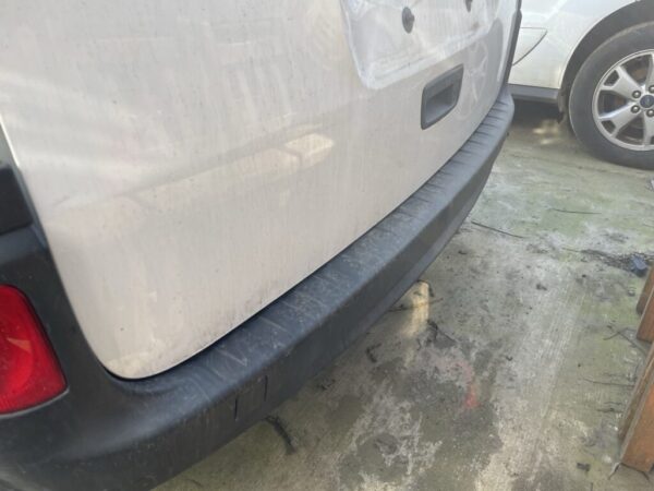 Mercedes Citan Tailgate Boot Lid In White With Glass Complete - Image 14